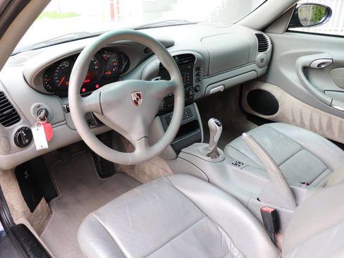 Used 2003 Porsche 911 Carrera image 18