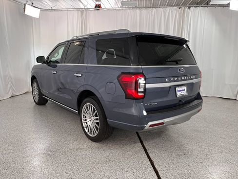 Used 2023 Ford Expedition Platinum AWD/4WD image 12