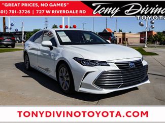 Certified 2021 Toyota Avalon XLE FWD video 1