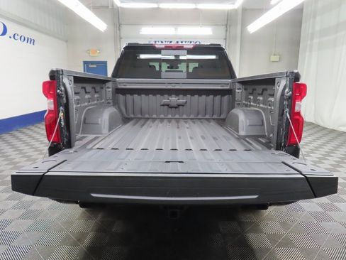 Used 2025 Chevrolet Silverado 1500 High Country w/ Midnight Edition image 42