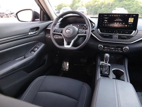Certified 2025 Nissan Altima 2.5 SV w/ SV Premium Package AWD/4WD image 23