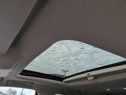 Used 2021 GMC Acadia Denali w/ Trailering Package image 10