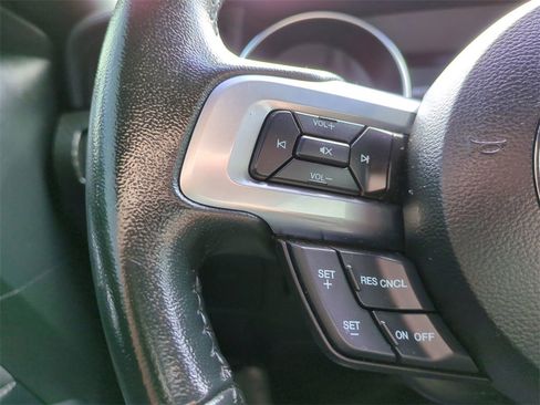 Used 2020 Ford Mustang Coupe image 22