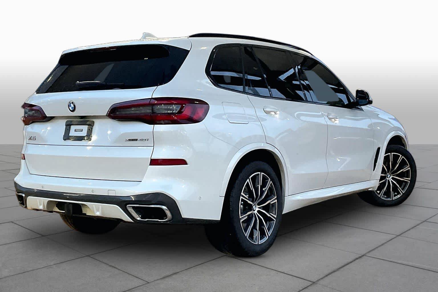 Used 2020 BMW X5 xDrive40i w/ M Sport Package AWD/4WD image 14