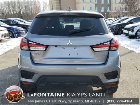 Used 2021 Mitsubishi Outlander Sport SE image 5