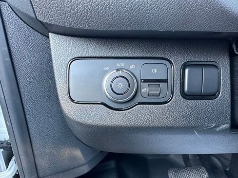 Used 2023 Mercedes-Benz Sprinter 144 Cargo image 10