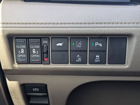 Used 2019 Honda Odyssey Elite image 29