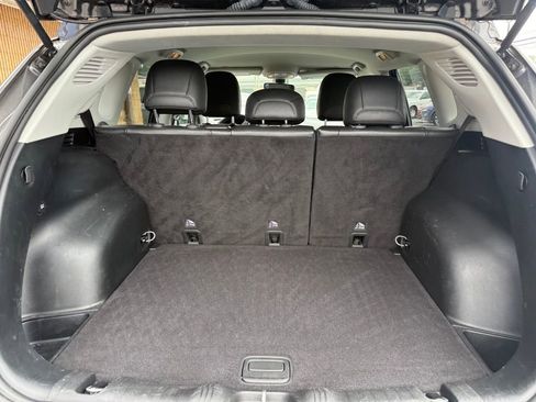 Used 2019 Jeep Compass Latitude AWD/4WD image 22