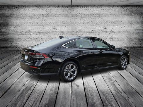 Certified 2024 Honda Accord EX image 5