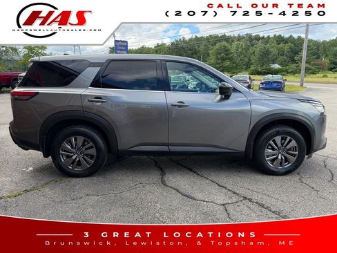 Used 2023 Nissan Pathfinder S AWD/4WD image 7