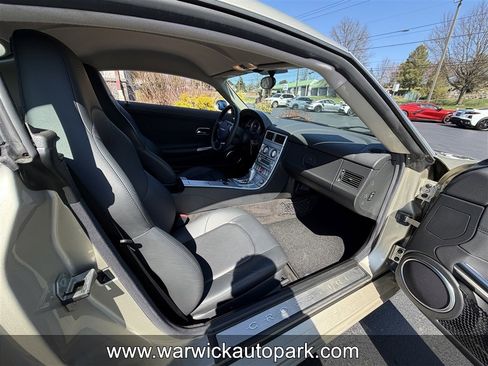 Used 2007 Chrysler Crossfire Limited image 11