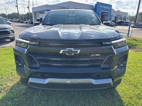 New 2025 Chevrolet Colorado Z71 w/ Midnight Edition image 2
