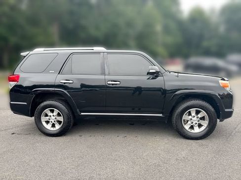 Used 2012 Toyota 4Runner SR5 w/ Convenience Pkg AWD/4WD image 9