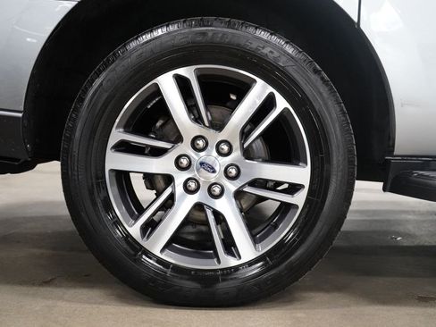 Used 2024 Ford Expedition Max Limited RWD image 27