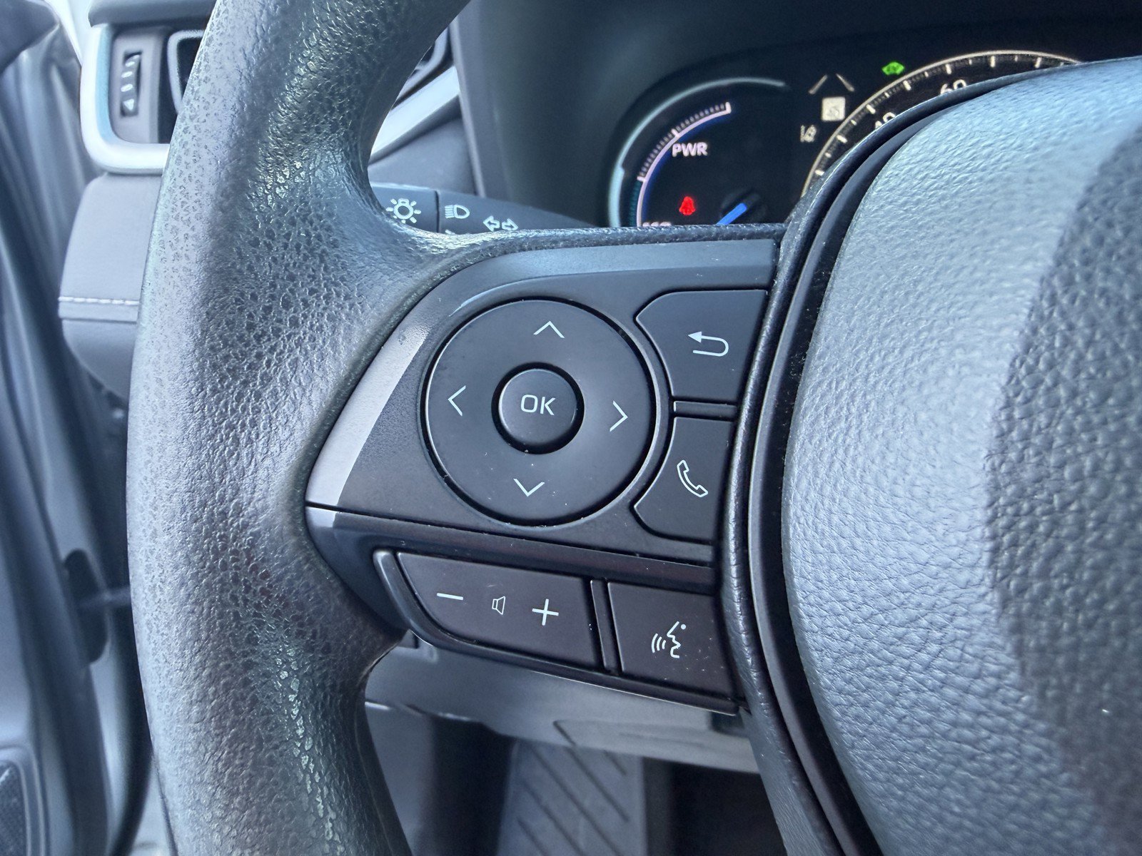 Used 2024 Toyota RAV4 XLE AWD/4WD image 15