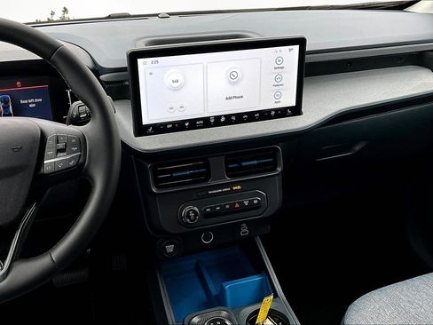 New 2025 Ford Maverick XLT w/ XLT Luxury Package image 7