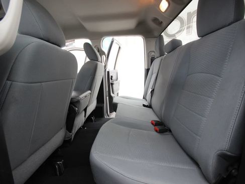 Used 2018 RAM 1500 Express w/ Express Value Package AWD/4WD image 21
