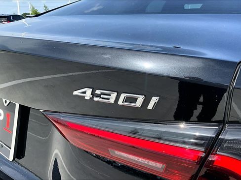 Used 2021 BMW 430i Coupe w/ M Sport Package RWD image 8