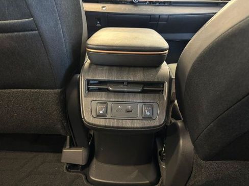 Certified 2024 Nissan Ariya FWD image 27