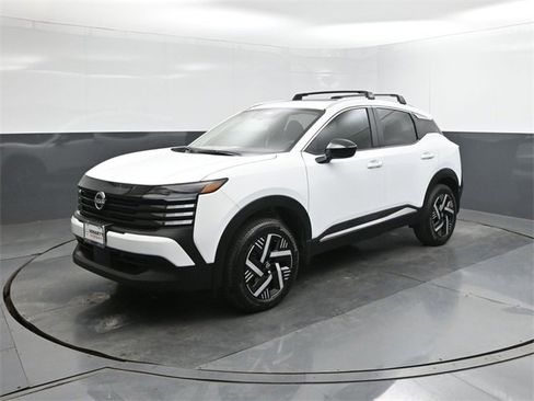 New 2026 Nissan Kicks SV w/ SV Premium Package image 1