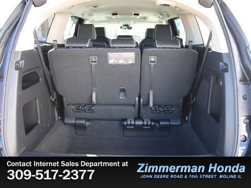New 2026 Honda Odyssey Touring image 9