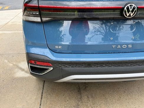 New 2026 Volkswagen Taos SE AWD/4WD image 16