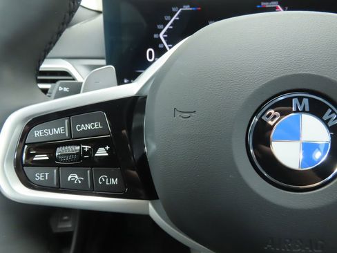 New 2026 BMW 330i Sedan w/ M Sport Package image 11