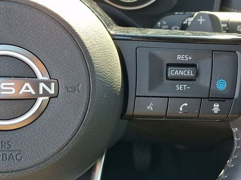 Certified 2023 Nissan Rogue SV w/ SV Premium B Package AWD/4WD image 22