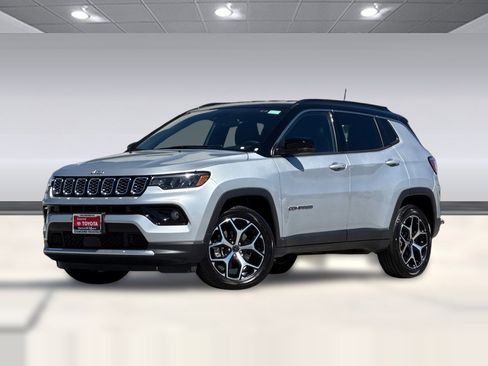 Used 2025 Jeep Compass Limited AWD/4WD image 24