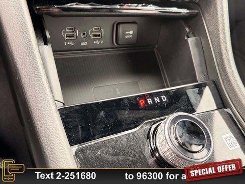 Used 2025 Jeep Grand Cherokee Laredo w/ Luxury Tech Group I image 13