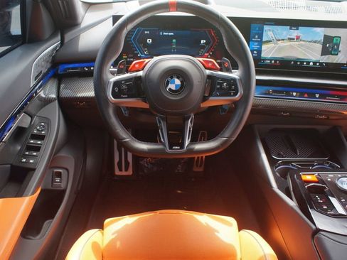 Used 2025 BMW M5 w/ Carbon Package AWD/4WD image 5