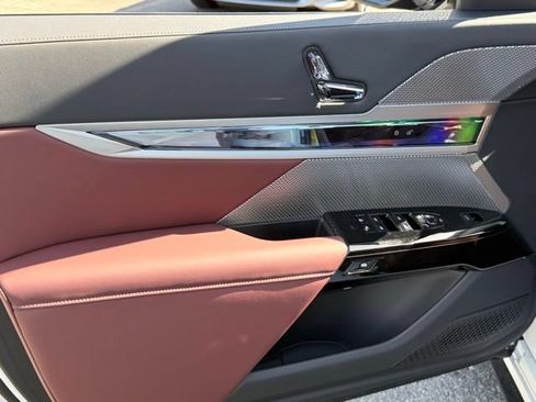 New 2026 BMW i7 xDrive60 AWD/4WD image 41