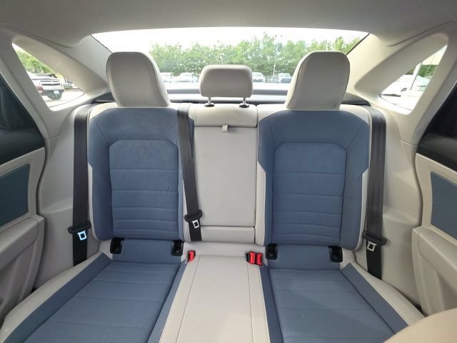 Used 2025 Volkswagen Jetta SE FWD image 24