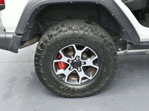 Used 2022 Jeep Wrangler Unlimited Rubicon w/ Cold Weather Group image 34