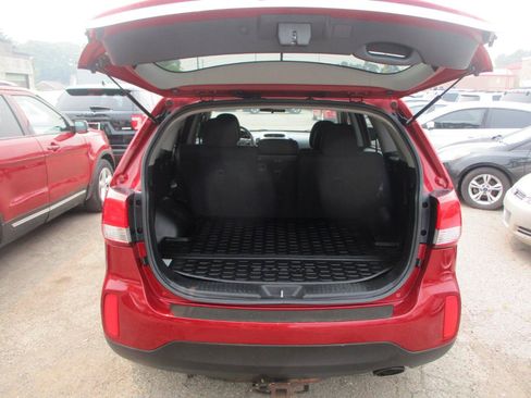 Used 2014 Kia Sorento LX FWD image 7