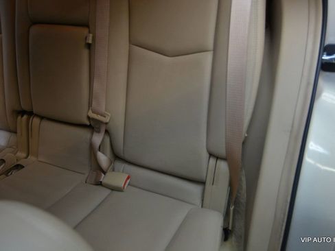 Used 2008 Cadillac SRX w/ Utility Package RWD image 27