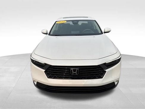 Used 2023 Honda Accord EX image 2