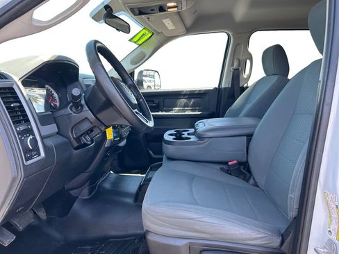Used 2017 RAM 2500 Tradesman w/ Chrome Appearance Group AWD/4WD image 10