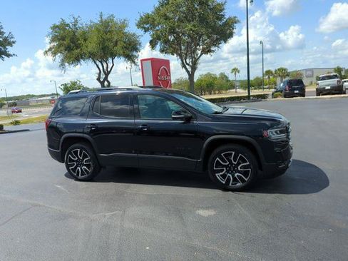 Used 2021 GMC Acadia SLT w/ Elevation Edition FWD image 2