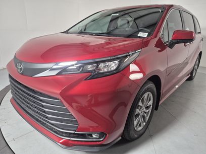 New 2026 Toyota Sienna XLE