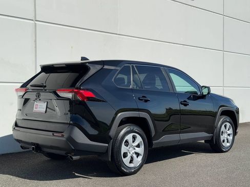 Certified 2023 Toyota RAV4 LE FWD image 7