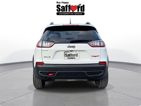 Used 2022 Jeep Cherokee Trailhawk image 6