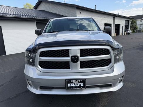 Used 2019 RAM 1500 Express w/ Express Value Package AWD/4WD image 7