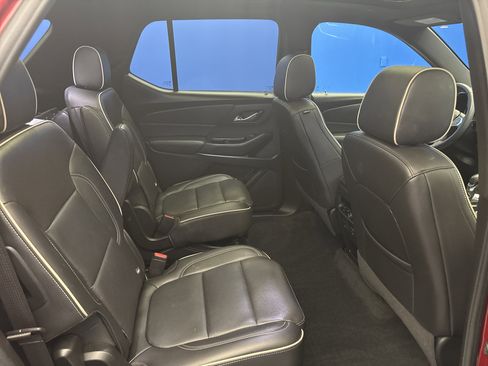 Used 2023 Chevrolet Traverse Premier w/ LPO, Floor Liner Package AWD/4WD image 26