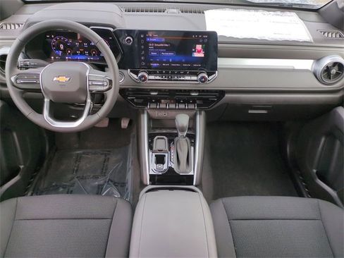 New 2026 Chevrolet Colorado LT image 15