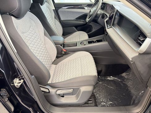 New 2026 Volkswagen Tiguan S FWD image 29