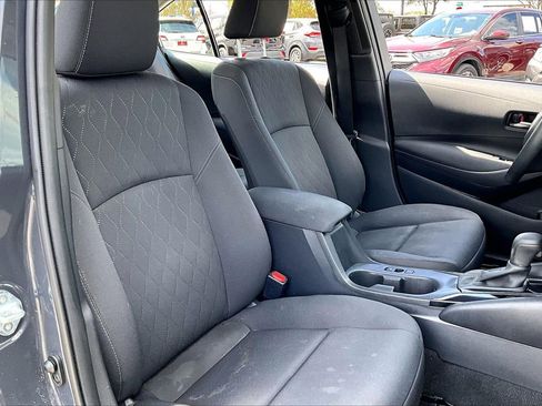 Used 2024 Toyota Corolla LE w/ LE Convenience Package image 29