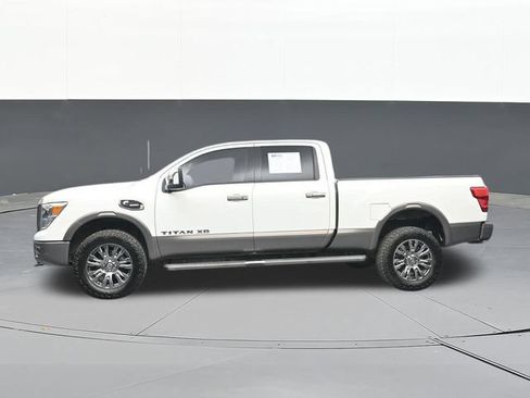 Used 2019 Nissan Titan Platinum Reserve w/ Platinum Utility Package AWD/4WD image 8