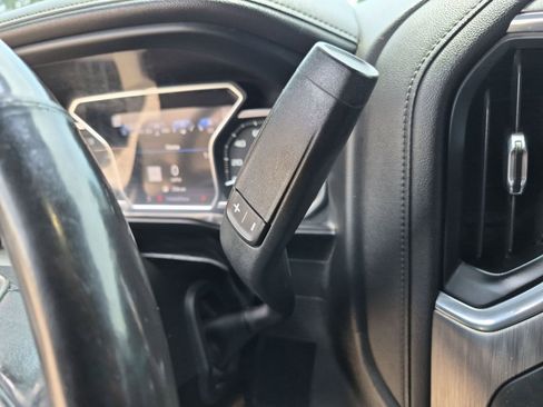 Certified 2020 GMC Sierra 2500 Denali w/ Denali Ultimate Package AWD/4WD image 16