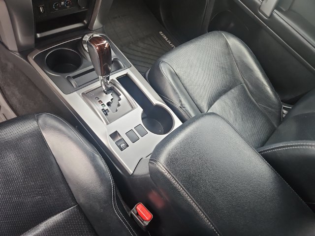 Used 2015 Toyota 4Runner Limited AWD/4WD image 18